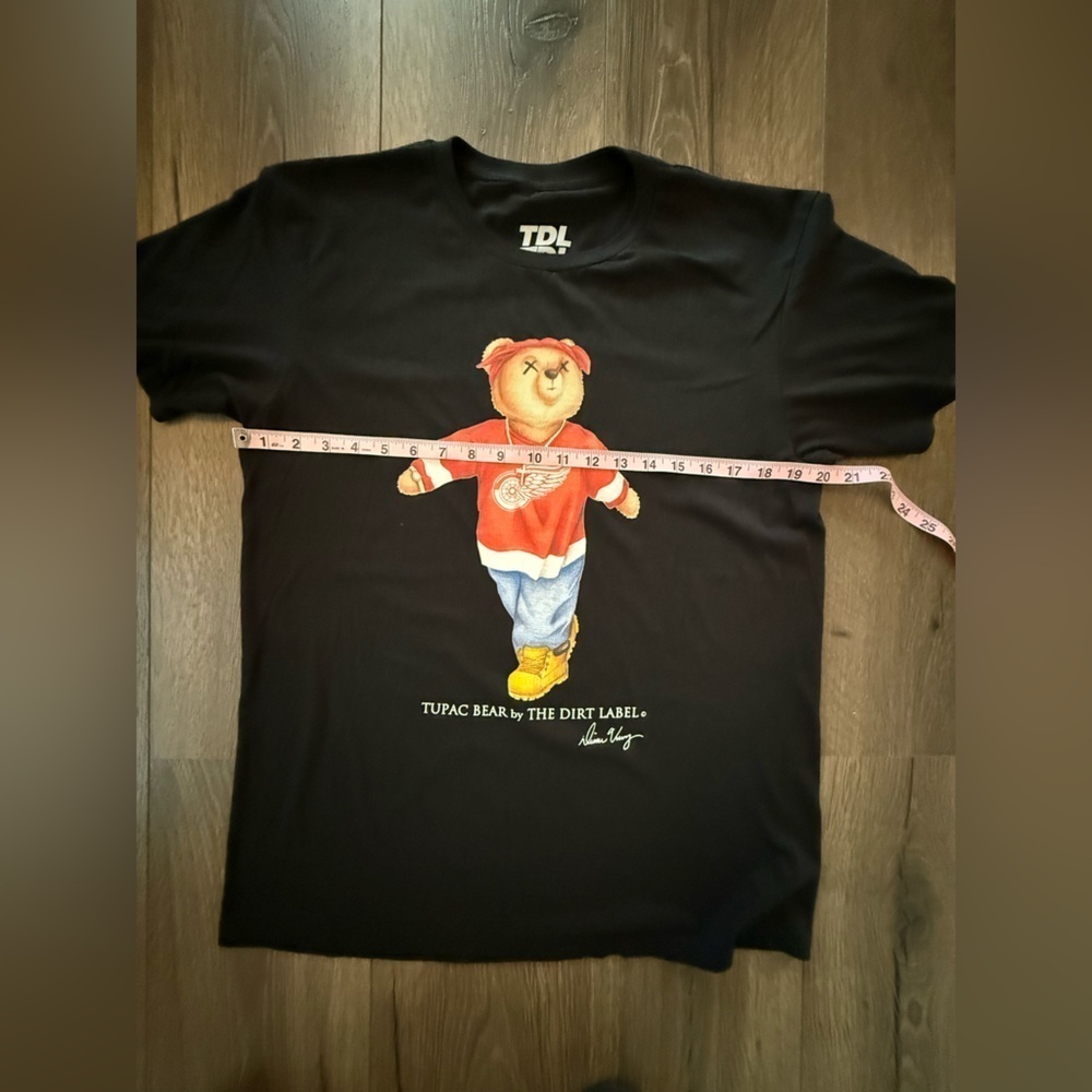 TDL The Dirt Label Tupac Bear T Shirt Size Medium - Picture 5 of 6